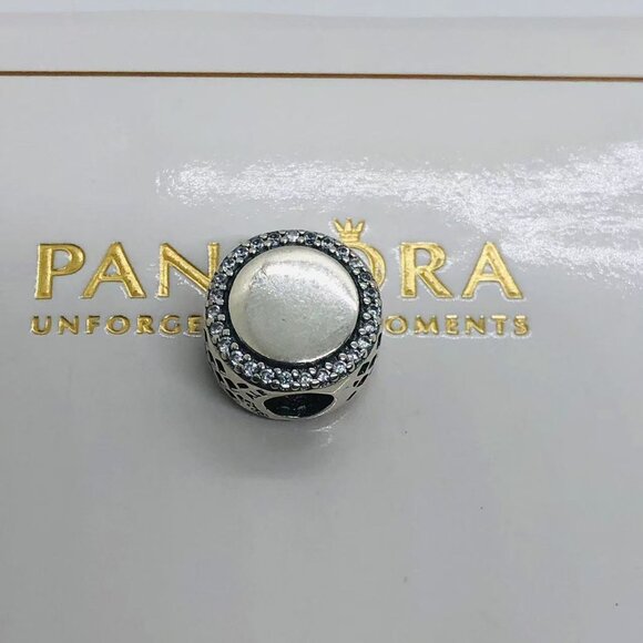 ✨🔥Pandora Engravable Soccer Bead Charm S925 Silver with box - Picture 2 of 5